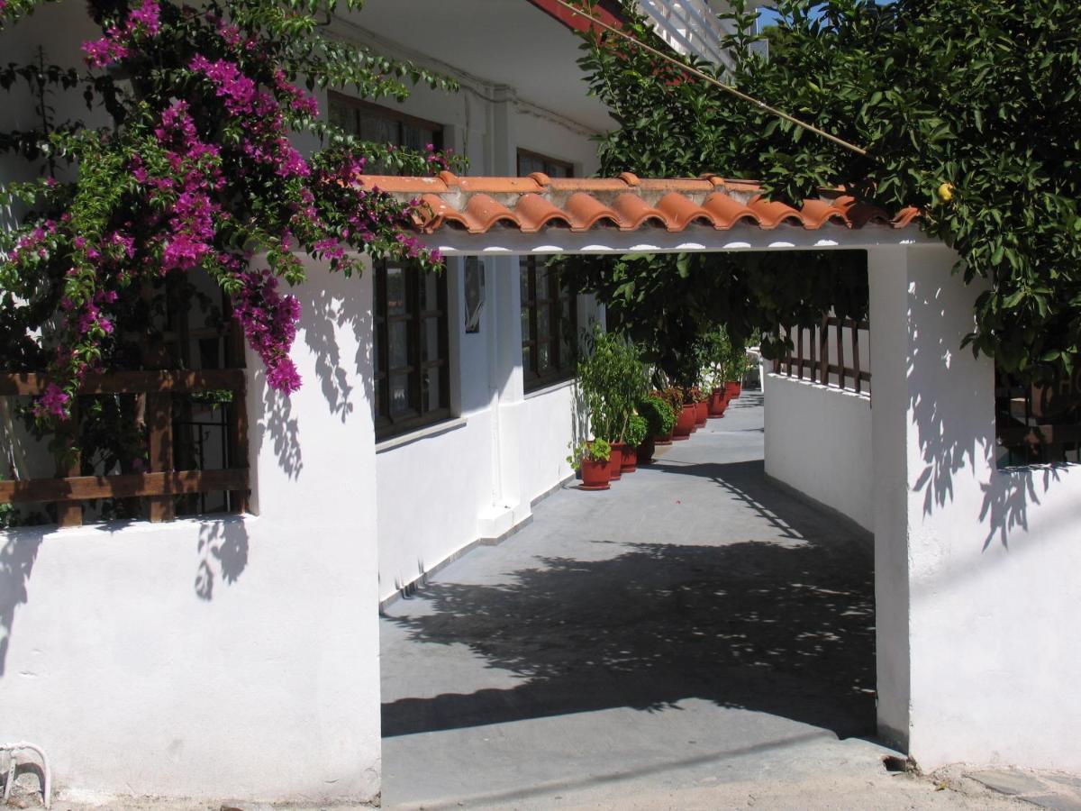 Julieta'S House Hotel Patitírion Buitenkant foto