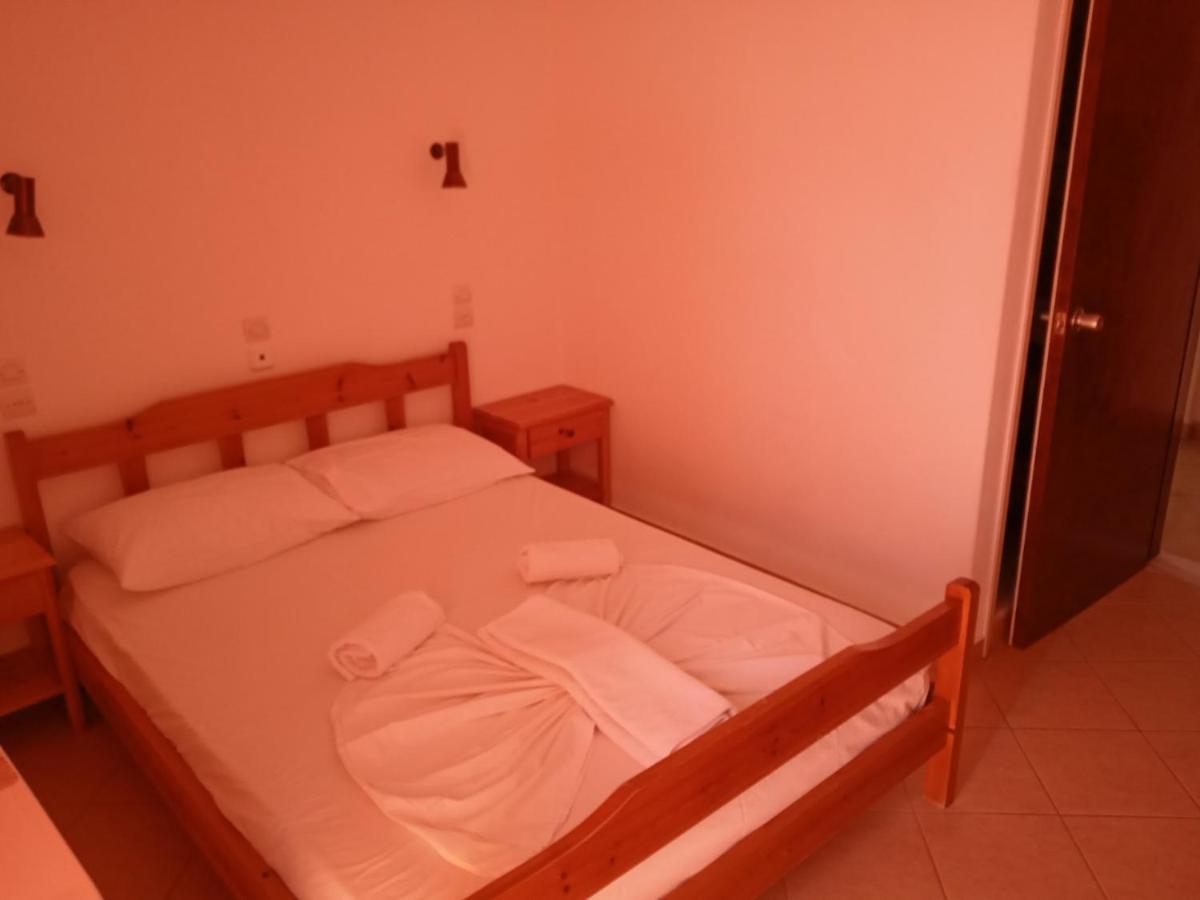 Julieta'S House Hotel Patitírion Buitenkant foto